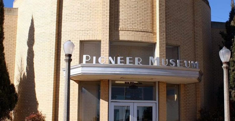 Location October 2016, Pioneer Museum